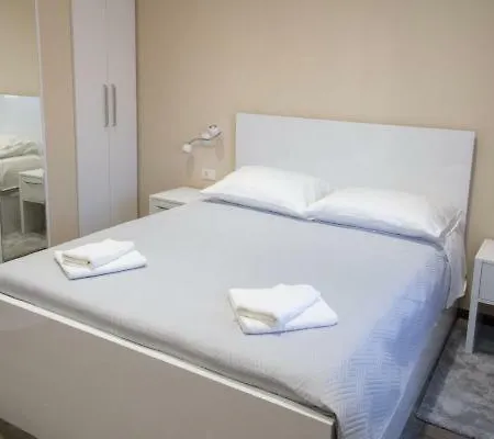 Elegant بيت ضيافة سبليت